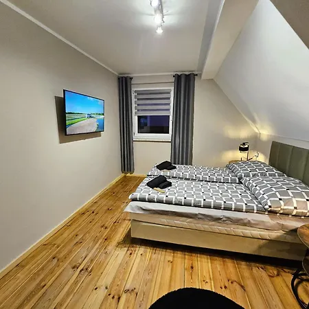 Family Rooms Zabrze Exterior photo