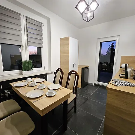 Family Rooms Zabrze Exterior photo