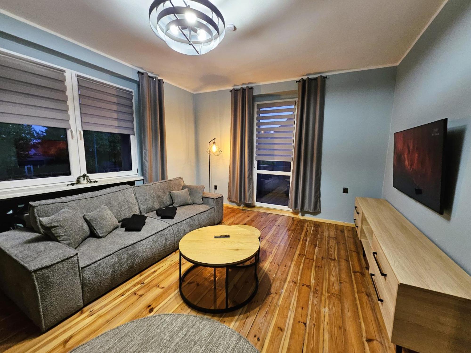 Family Apartment *